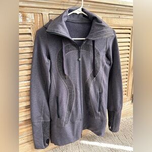 Lululemon Heathered Purple Herringbone Horseshoe Hoodie (Size 4)